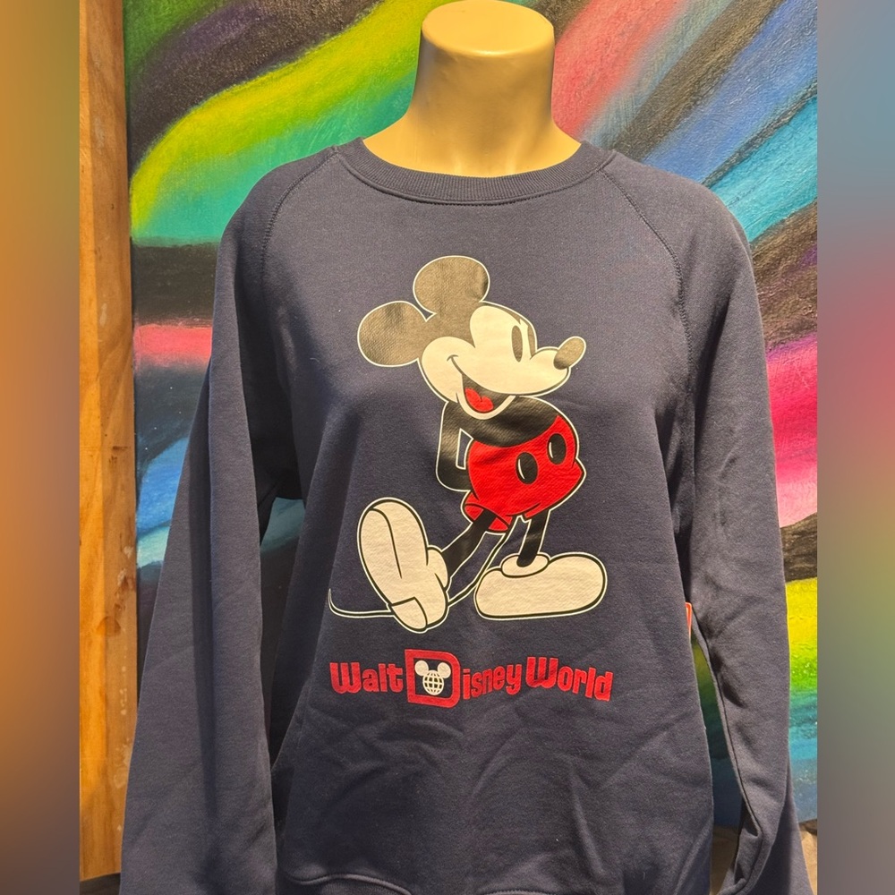NWT Walt Disney World Mickey Mouse Sweatshirt